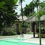 Coconut Grove Village